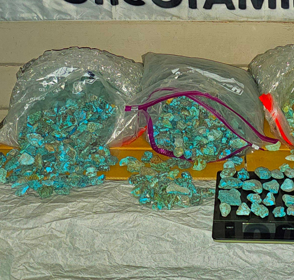 Smokey Kingman Turquoise Graded AAA